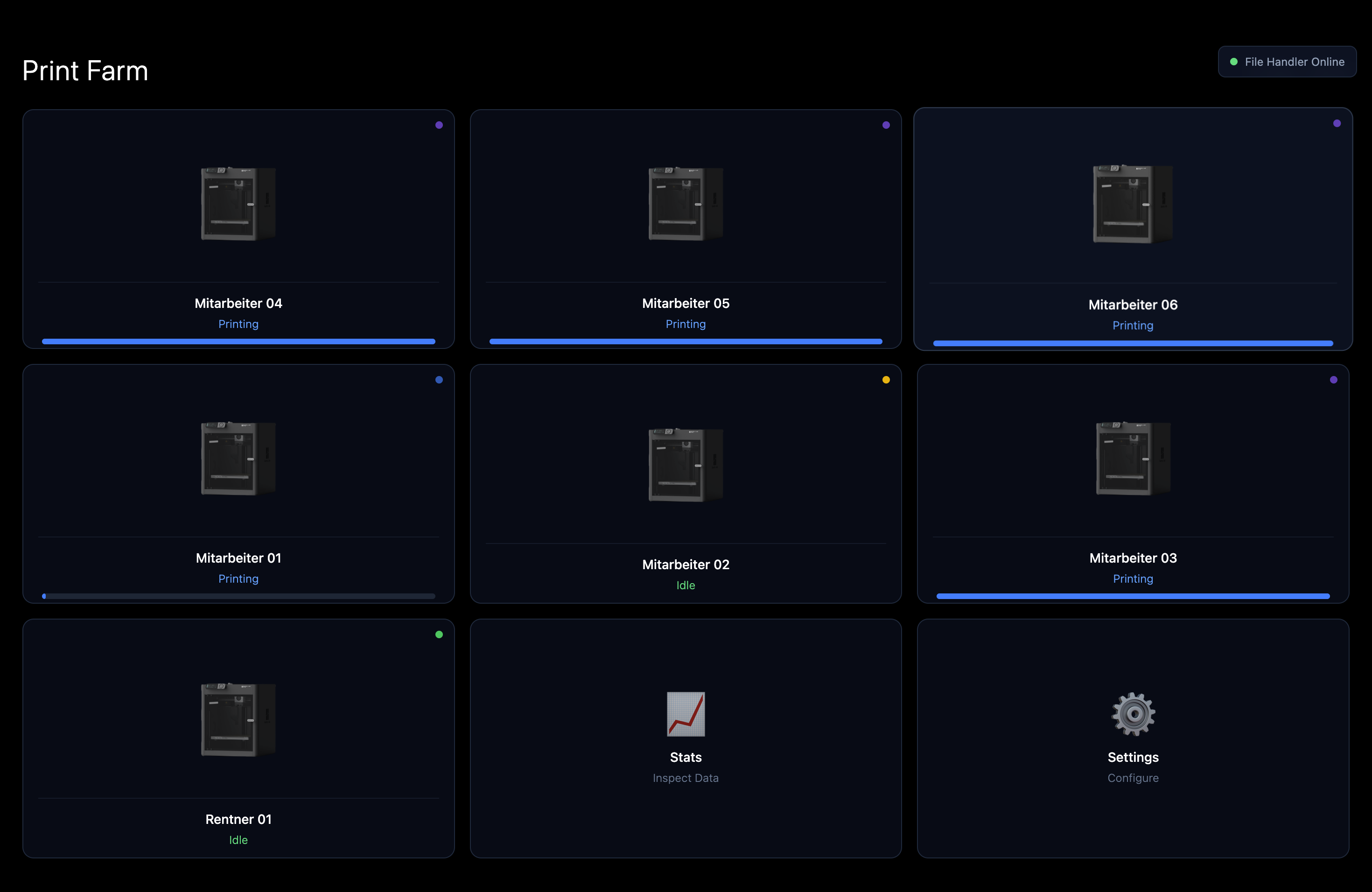 PrintFarmCompanion dashboard showing a grid of printers with live status and progress